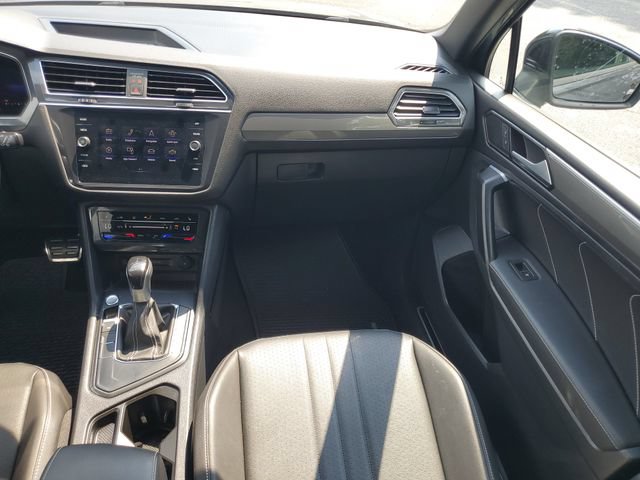 Used 2022 Volkswagen Tiguan SE R-Line FWD image 18
