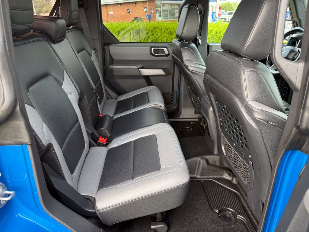 Used 2023 Ford Bronco Black Diamond AWD/4WD image 18