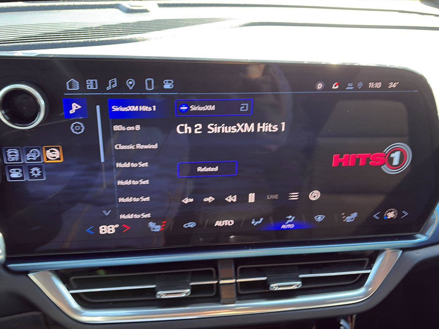 Used 2024 Chevrolet Equinox EV LT w/ LPO, Trailering Package image 18