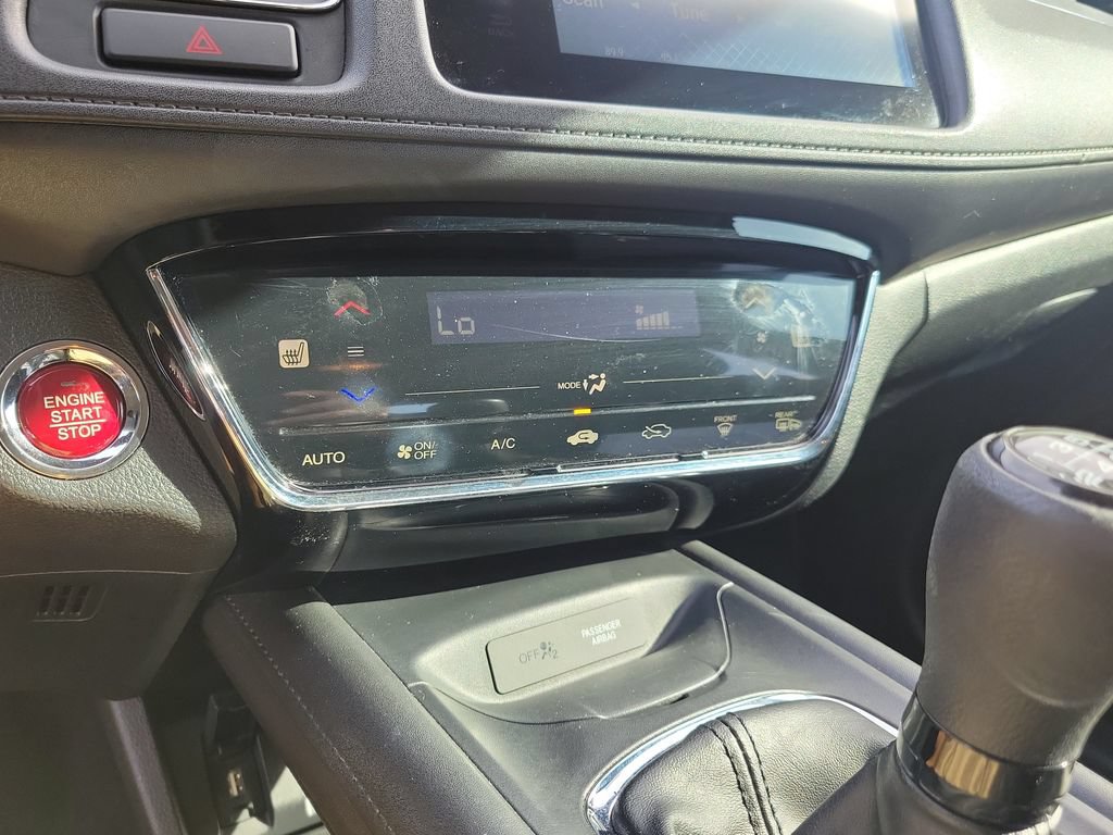 Certified 2017 Honda HR-V EX image 32