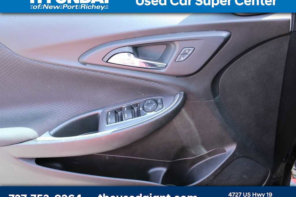 Used 2022 Chevrolet Malibu LS w/ Driver Confidence Package II image 9