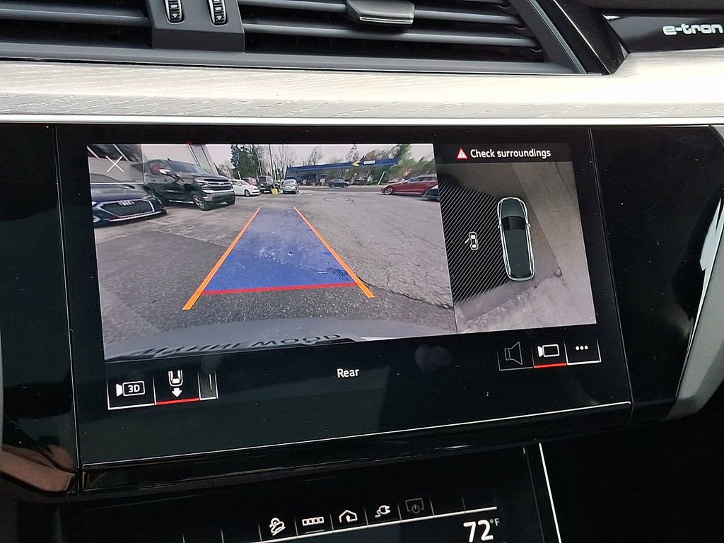 Used 2023 Audi e-tron Premium w/ Convenience Plus Package image 20