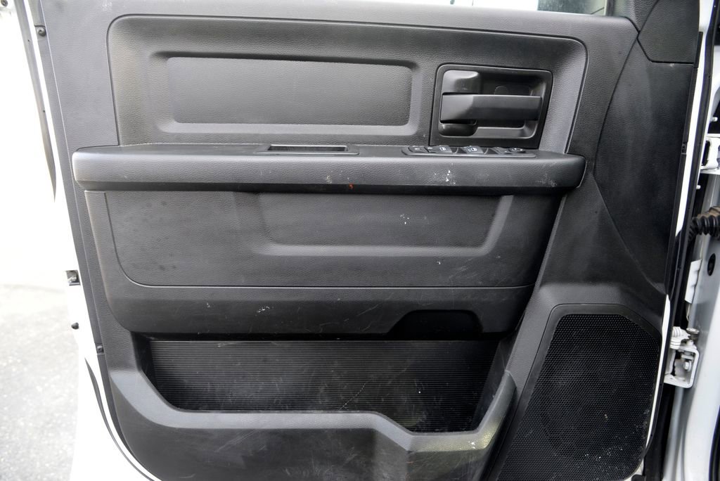 Used 2021 RAM 2500 Tradesman w/ Chrome Appearance Group image 14