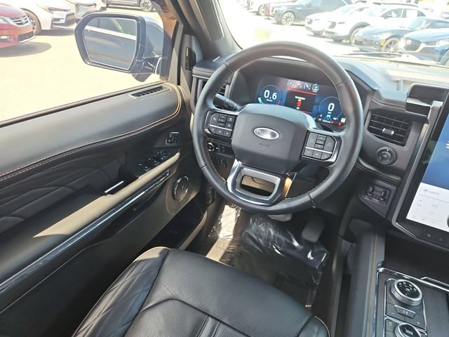 Used 2024 Ford Expedition Max Platinum AWD/4WD image 10