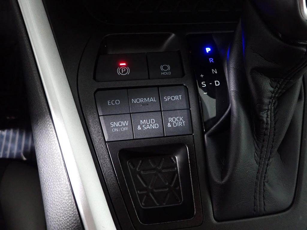 Used 2023 Toyota RAV4 XLE Premium image 36