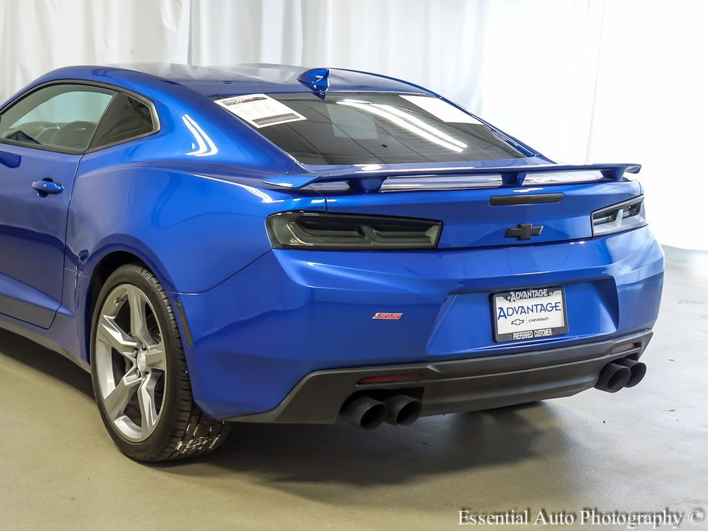 Used 2016 Chevrolet Camaro SS RWD image 7