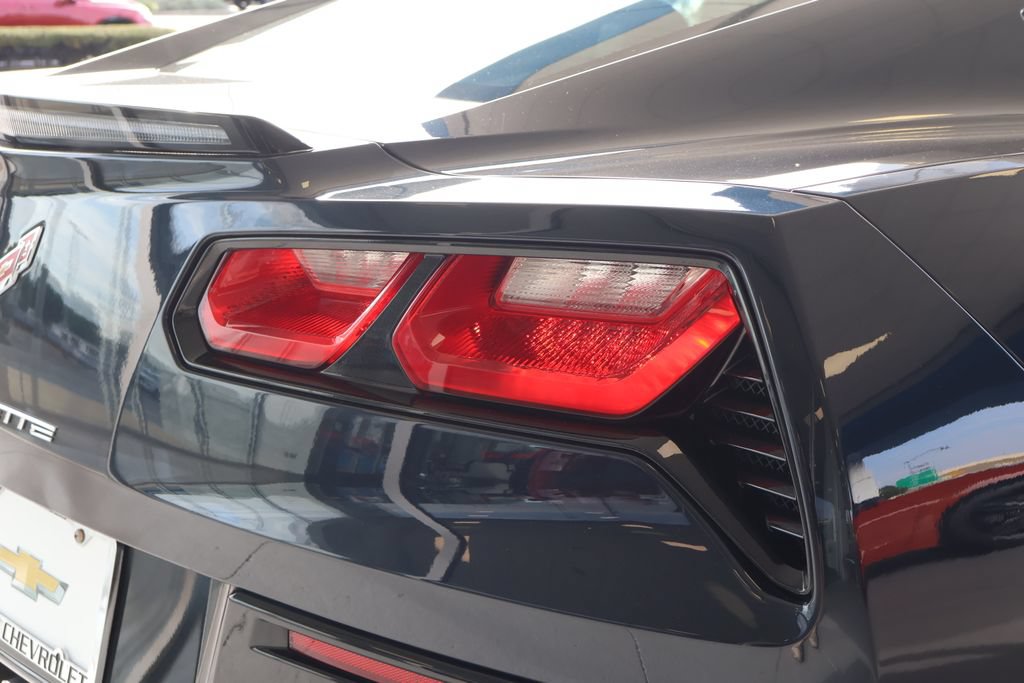 Used 2014 Chevrolet Corvette Stingray Coupe RWD image 7