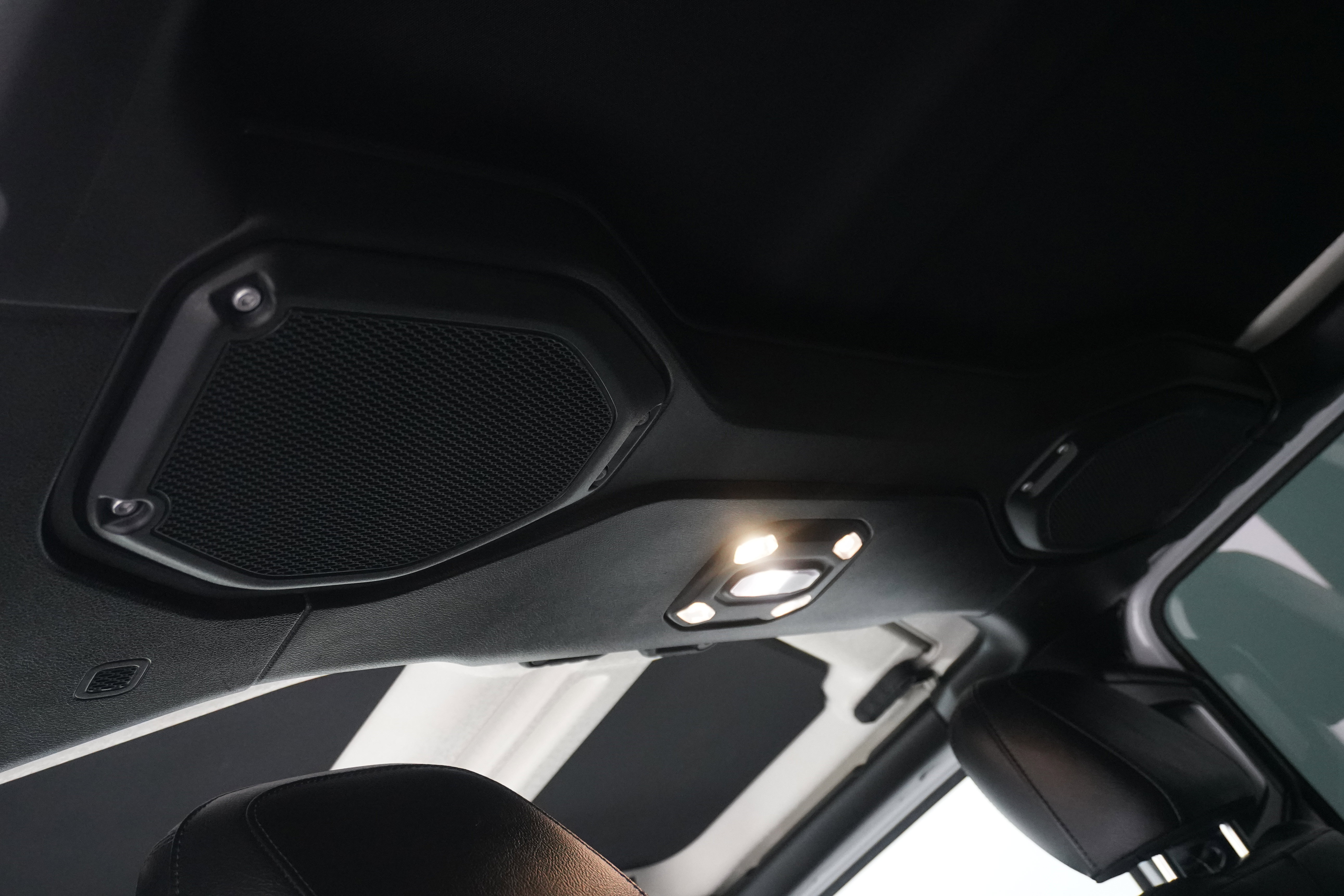Used 2019 Jeep Wrangler Unlimited Rubicon AWD/4WD image 16