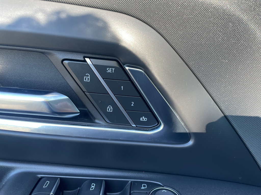 Used 2024 Chevrolet Silverado EV RST image 17