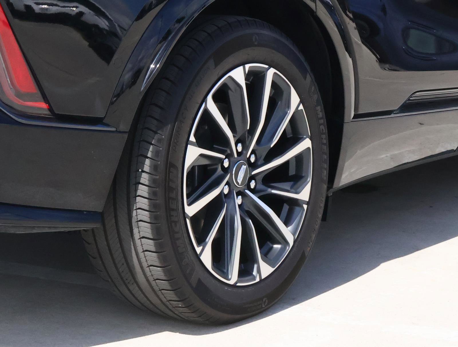 Certified 2024 Cadillac Lyriq Sport image 12