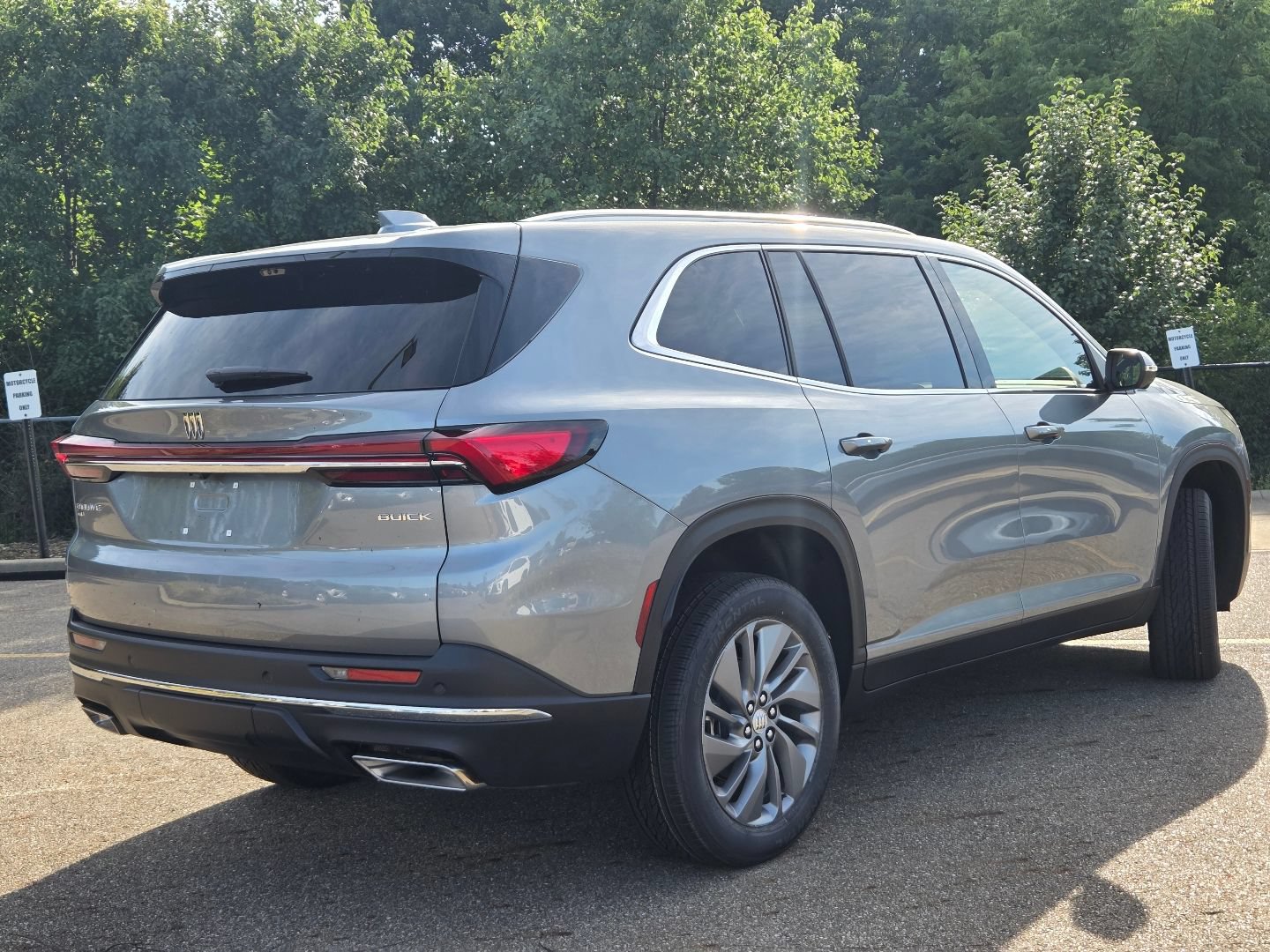 New 2027 Buick Enclave Preferred w/ Power Package AWD/4WD image 18