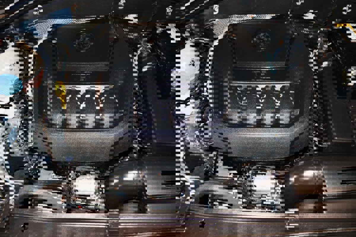 Used 2021 Volkswagen Passat 2.0T SE image 65