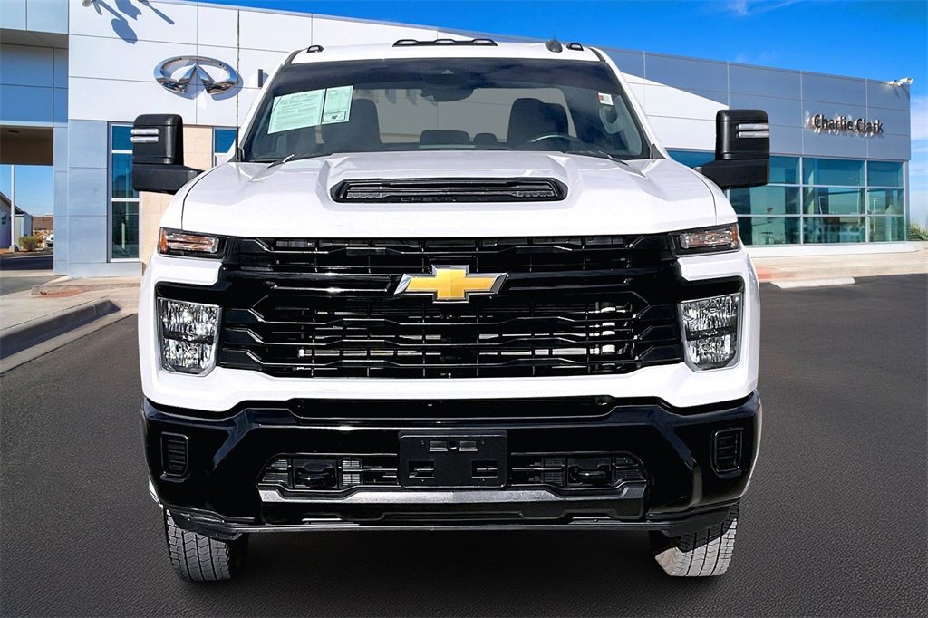 Used 2025 Chevrolet Silverado 3500 W/T w/ WT Convenience Package image 3