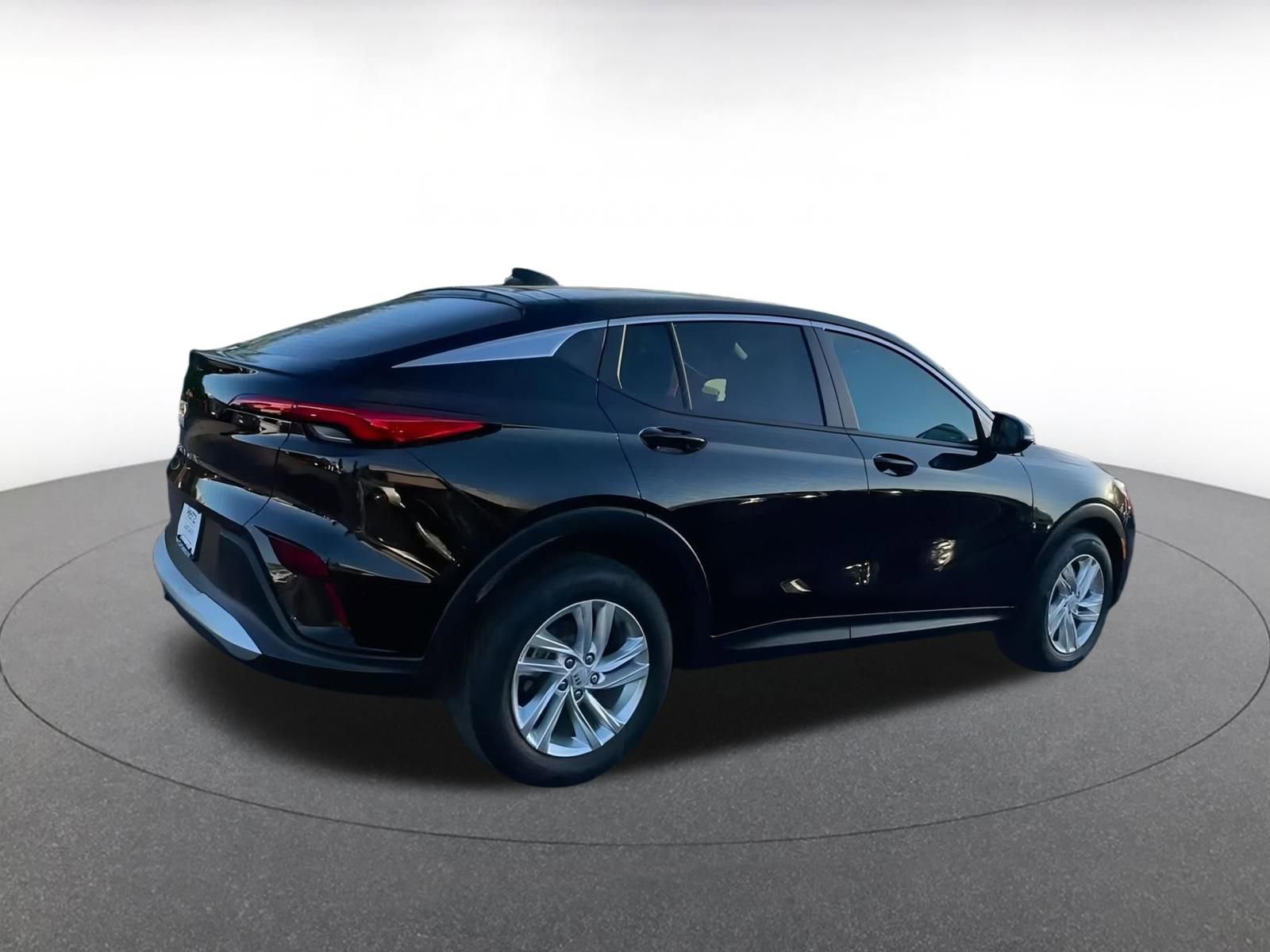 Used 2025 Buick Envista Preferred image 14