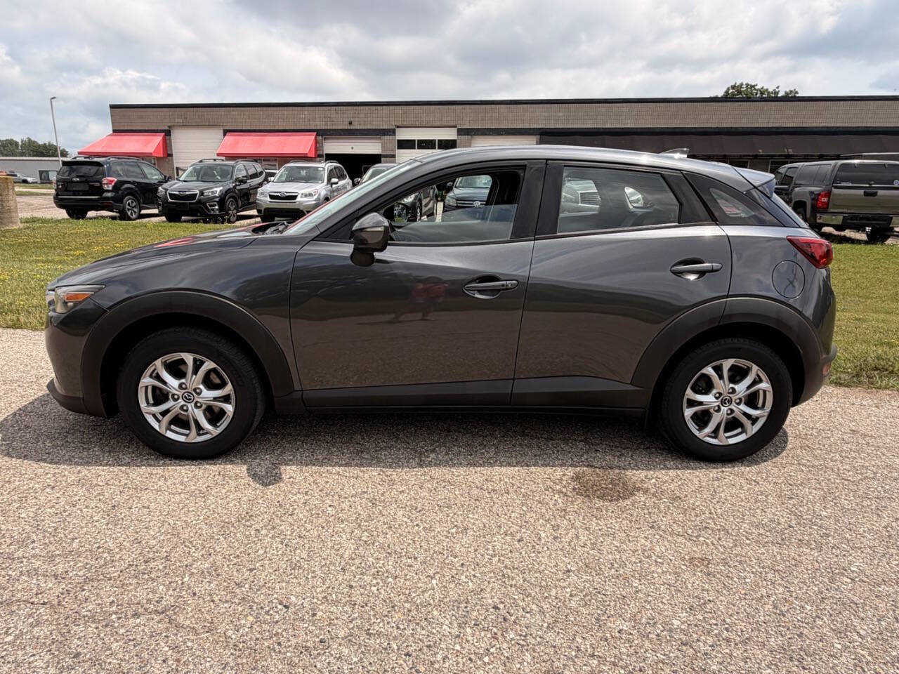 Used 2016 MAZDA CX-3 Touring w/ Premium Package AWD/4WD image 2