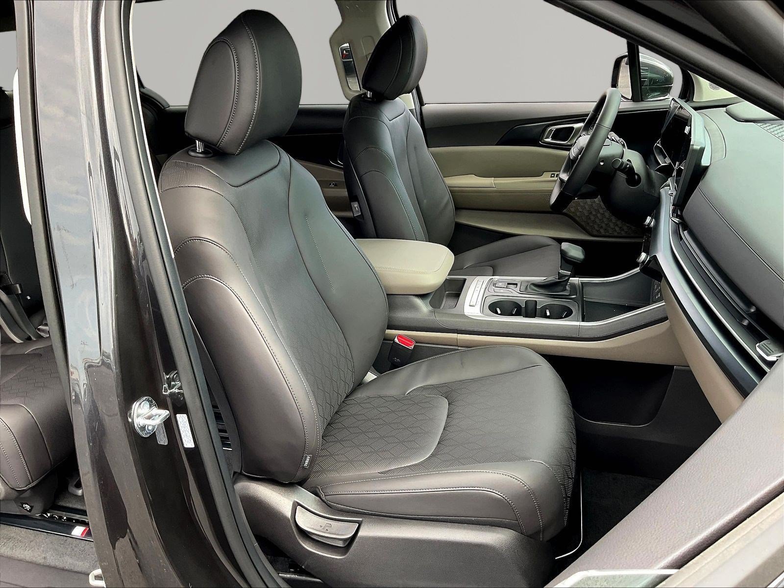 New 2027 Kia Carnival FWD image 19