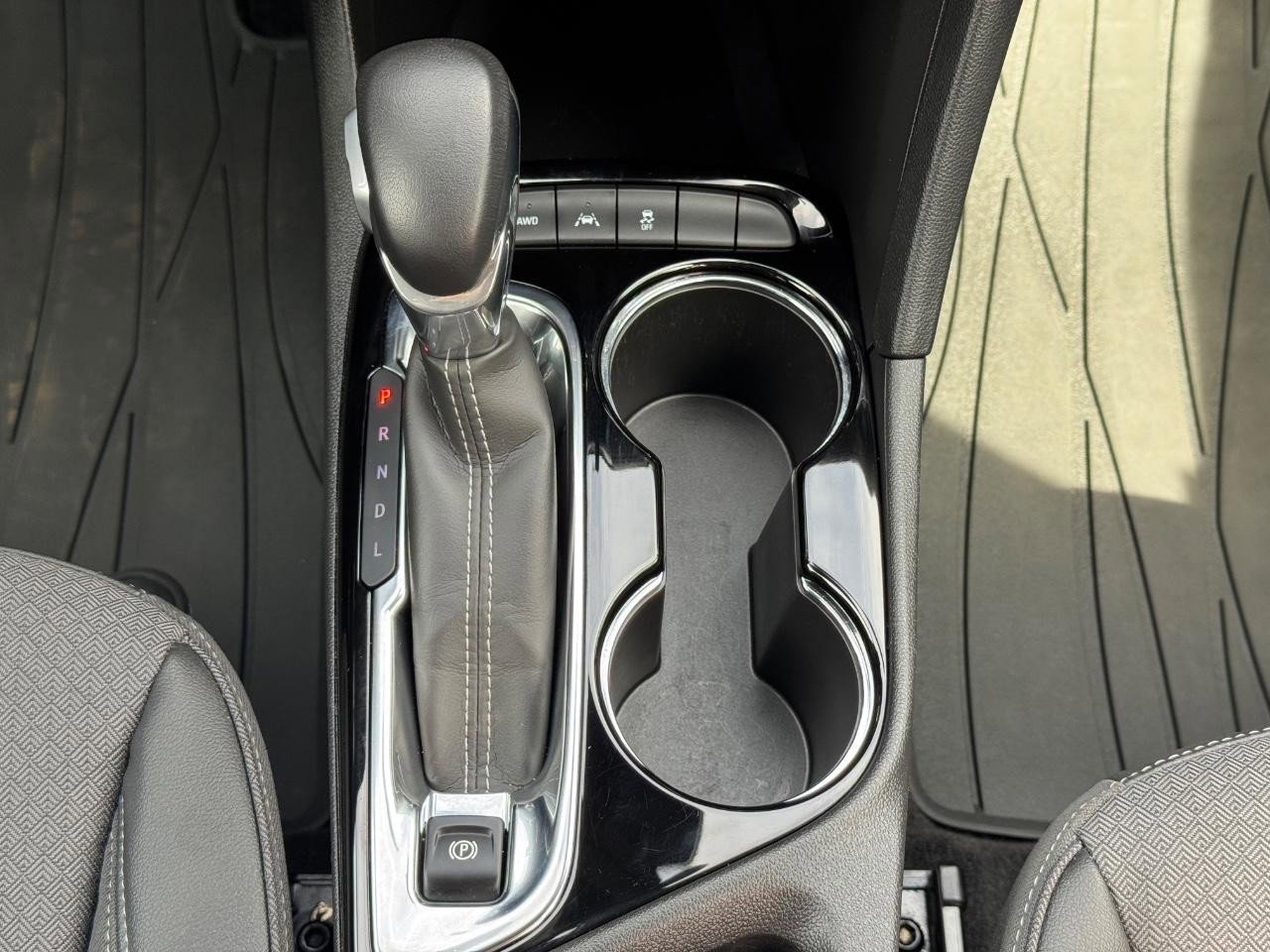 Used 2022 Buick Encore GX Select image 15