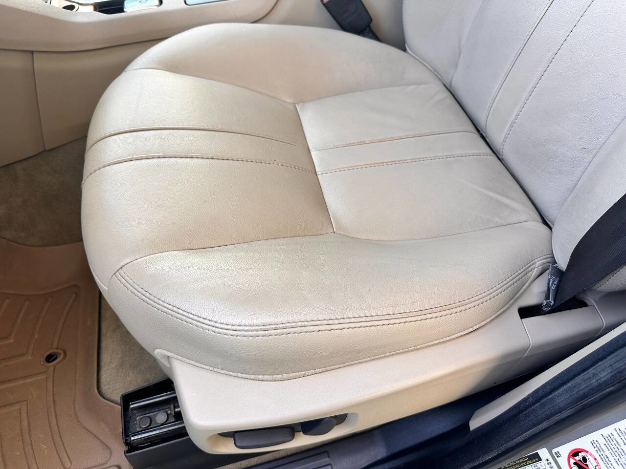 Used 2013 Land Rover LR4 HSE AWD/4WD image 57