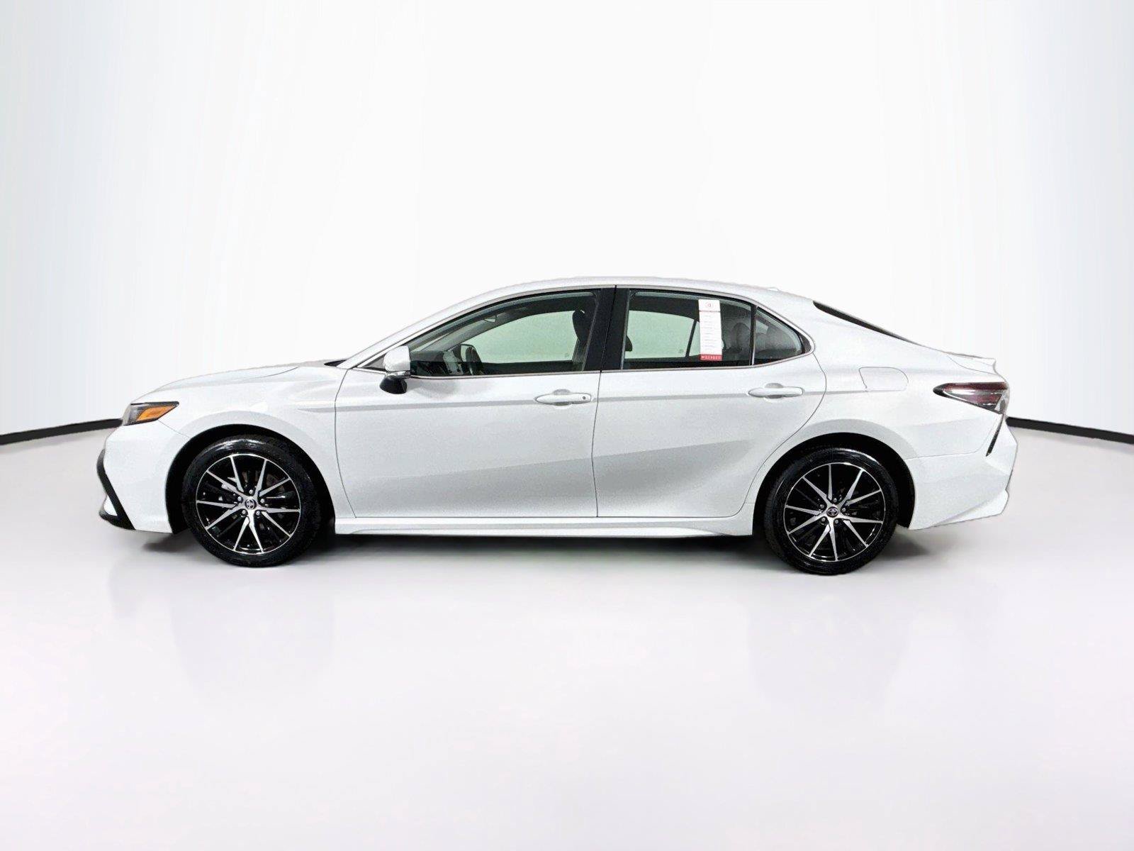 Certified 2024 Toyota Camry SE FWD image 12