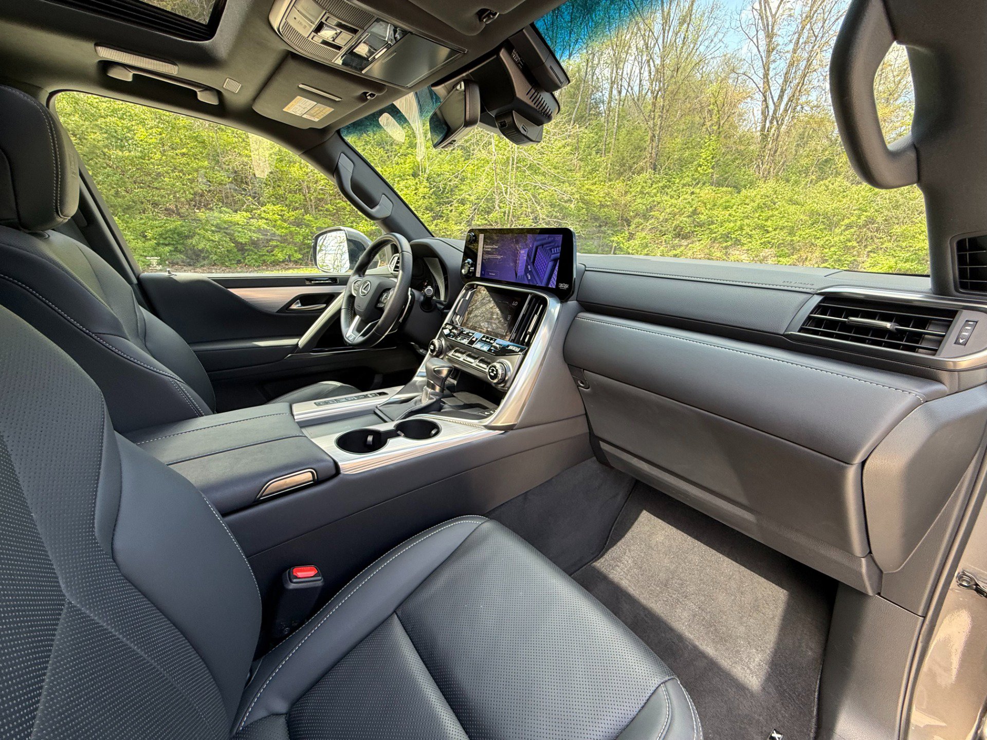 Used 2024 Lexus LX 600 F Sport image 20