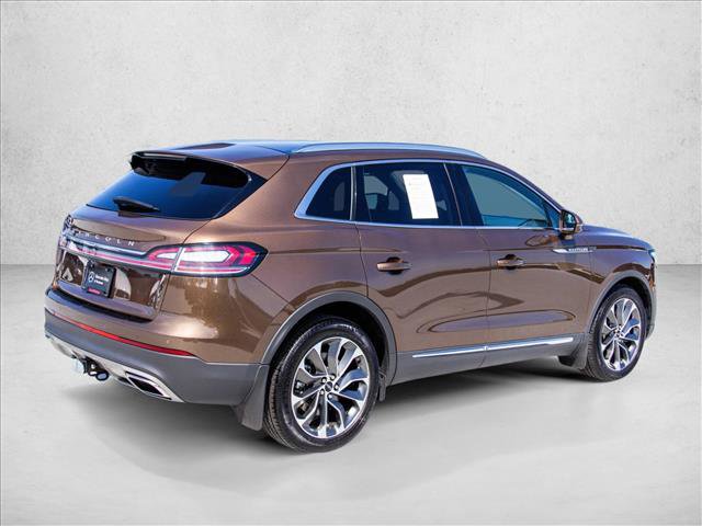 Used 2022 Lincoln Nautilus Reserve w/ Luxury Package AWD/4WD image 5