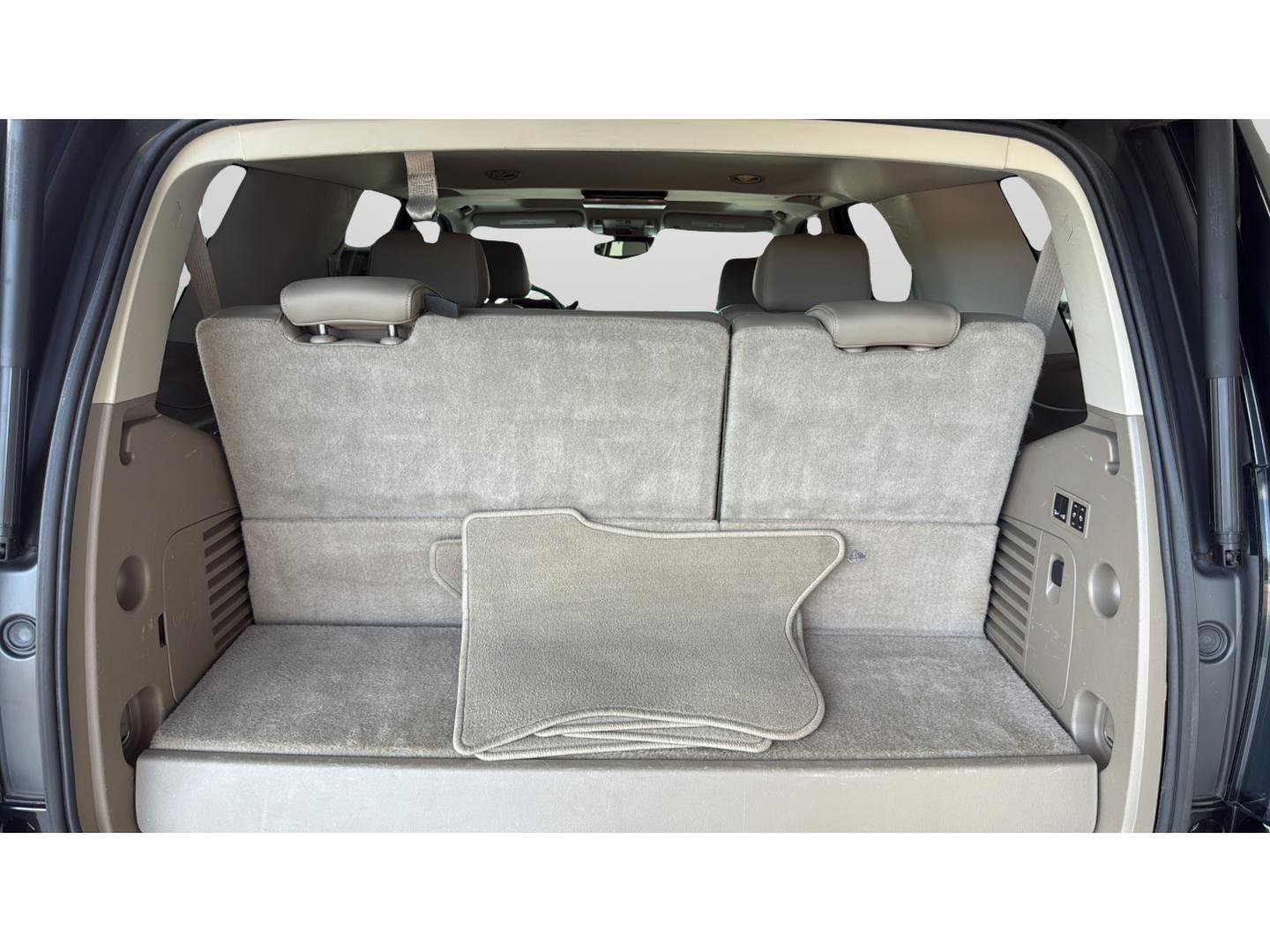 Used 2015 GMC Yukon SLT w/ Open Road Package RWD image 9