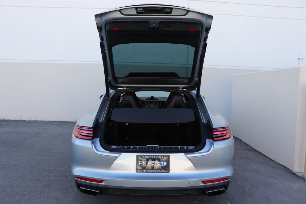 Used 2019 Porsche Panamera 4 AWD/4WD image 22