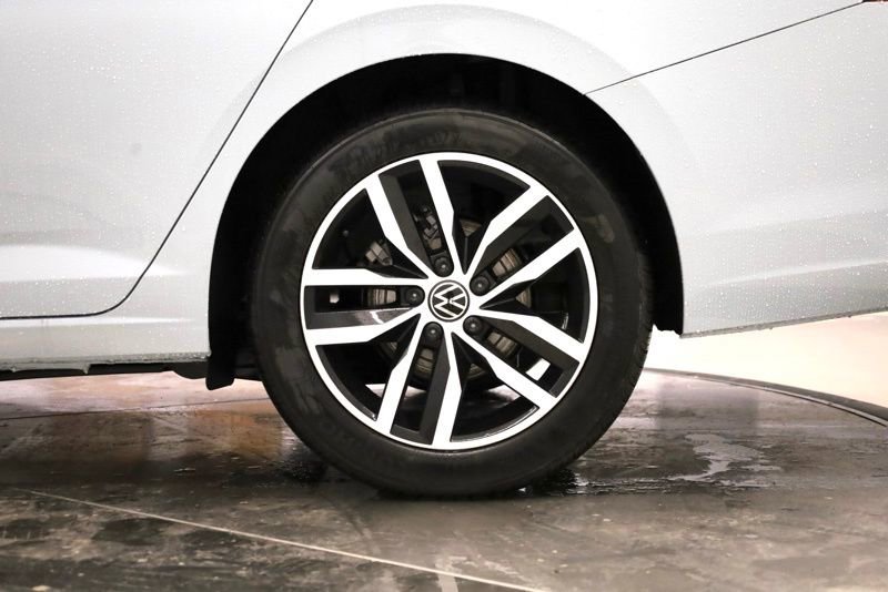 New 2026 Volkswagen Jetta SE image 35