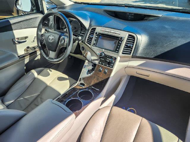 Used 2013 Toyota Venza XLE w/ XLE Premium Pkg AWD/4WD image 19