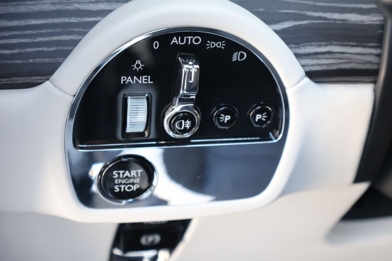 New 2026 Rolls-Royce Spectre image 20