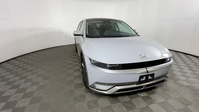 Used 2024 Hyundai Ioniq 5 Limited RWD image 16