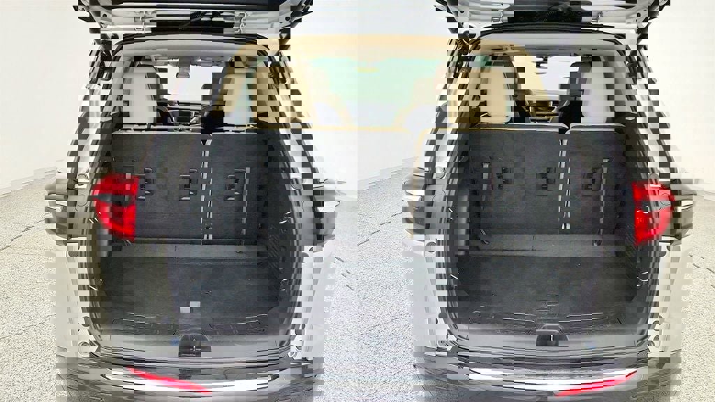 Used 2020 Buick Enclave Essence w/ Sport Touring Edition image 22