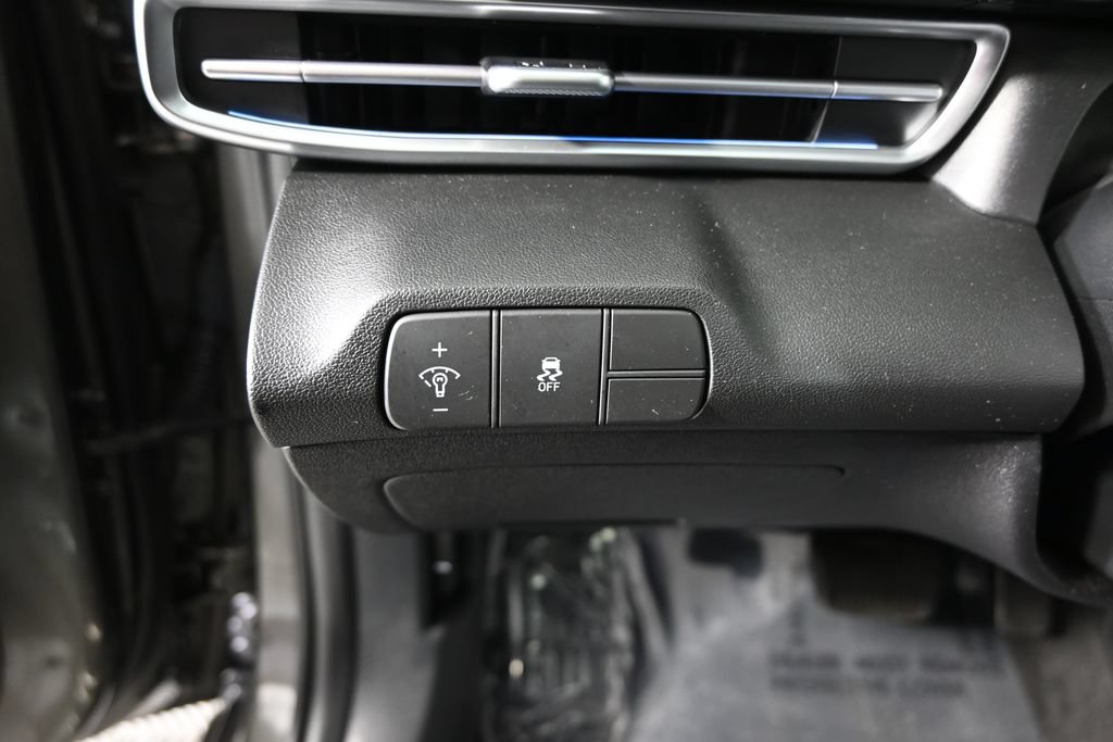 Used 2024 Hyundai Elantra SEL w/ Convenience Package FWD image 23