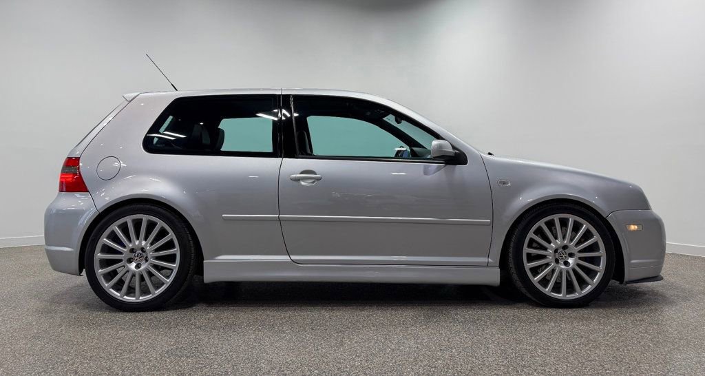 Used 2004 Volkswagen R32 image 19