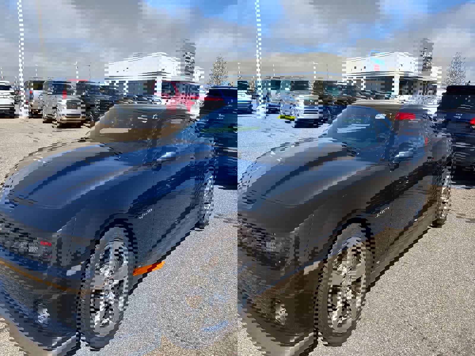 Used 2010 Chevrolet Camaro SS w/ LPO, Ground Effects Package image 25