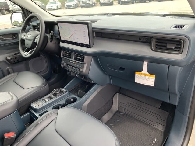 New 2025 Ford Maverick Lariat w/ Black Appearance Package image 14