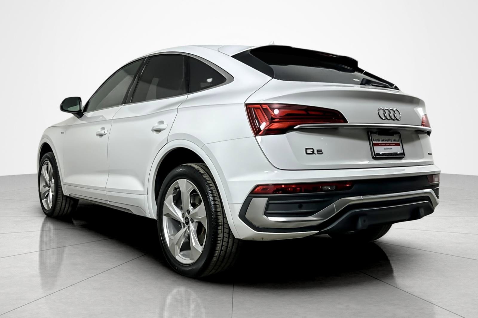 Used 2022 Audi Q5 2.0T Premium Plus w/ Premium Plus Package video 2