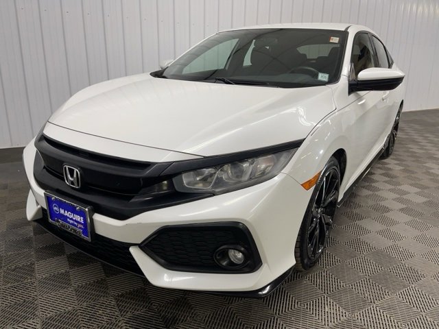 Used 2017 Honda Civic Sport image 9