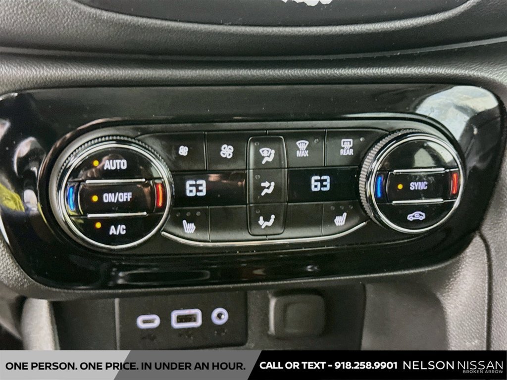 Used 2022 Buick Encore GX Select w/ Sport Touring Package FWD image 15