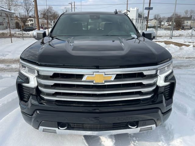 Used 2024 Chevrolet Silverado 1500 High Country image 2