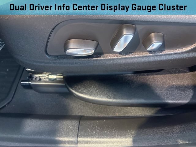 Used 2025 Cadillac XT6 Sport w/ LPO, Floor Liner Package AWD/4WD image 18