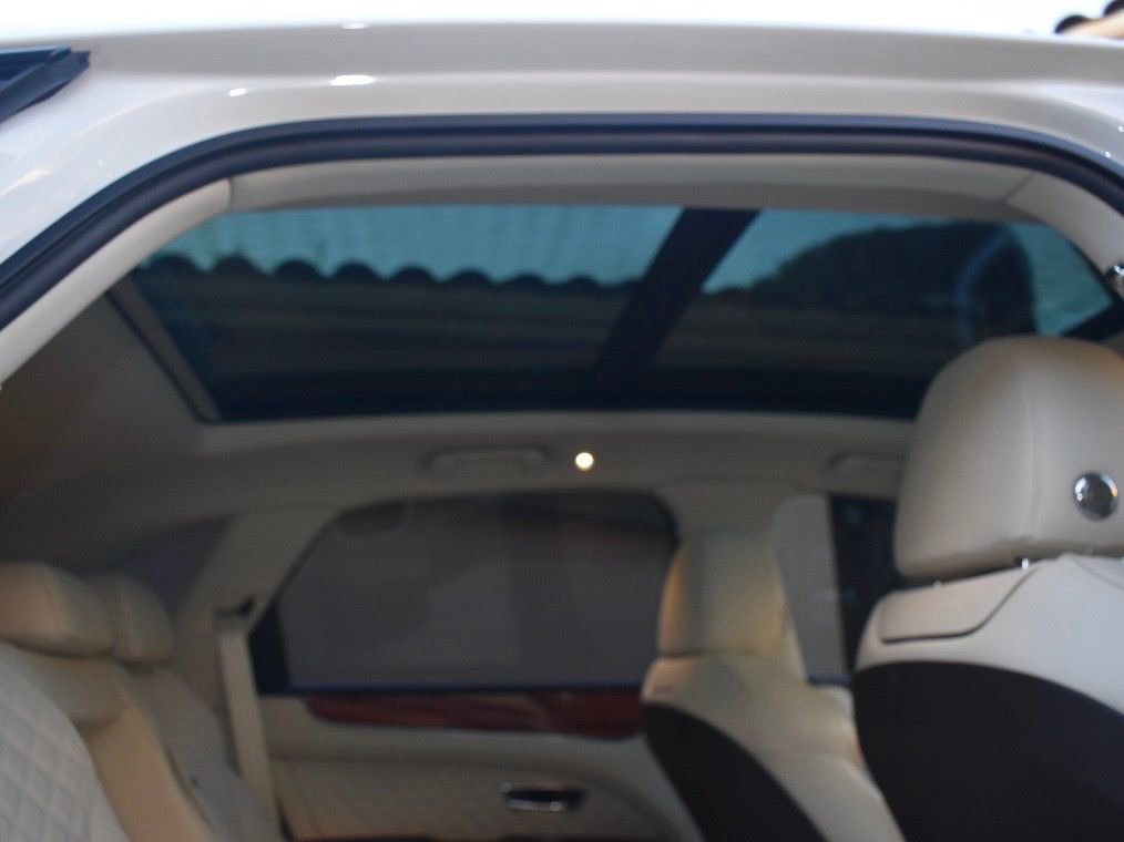 Used 2021 Bentley Bentayga AWD/4WD image 7