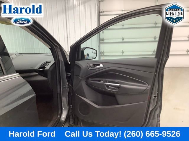 Used 2018 Ford Escape SE w/ SE SYNC Package image 11