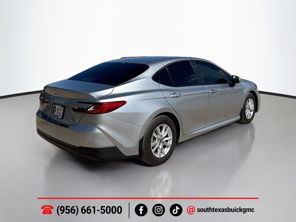Used 2025 Toyota Camry LE w/ Convenience Package FWD image 8