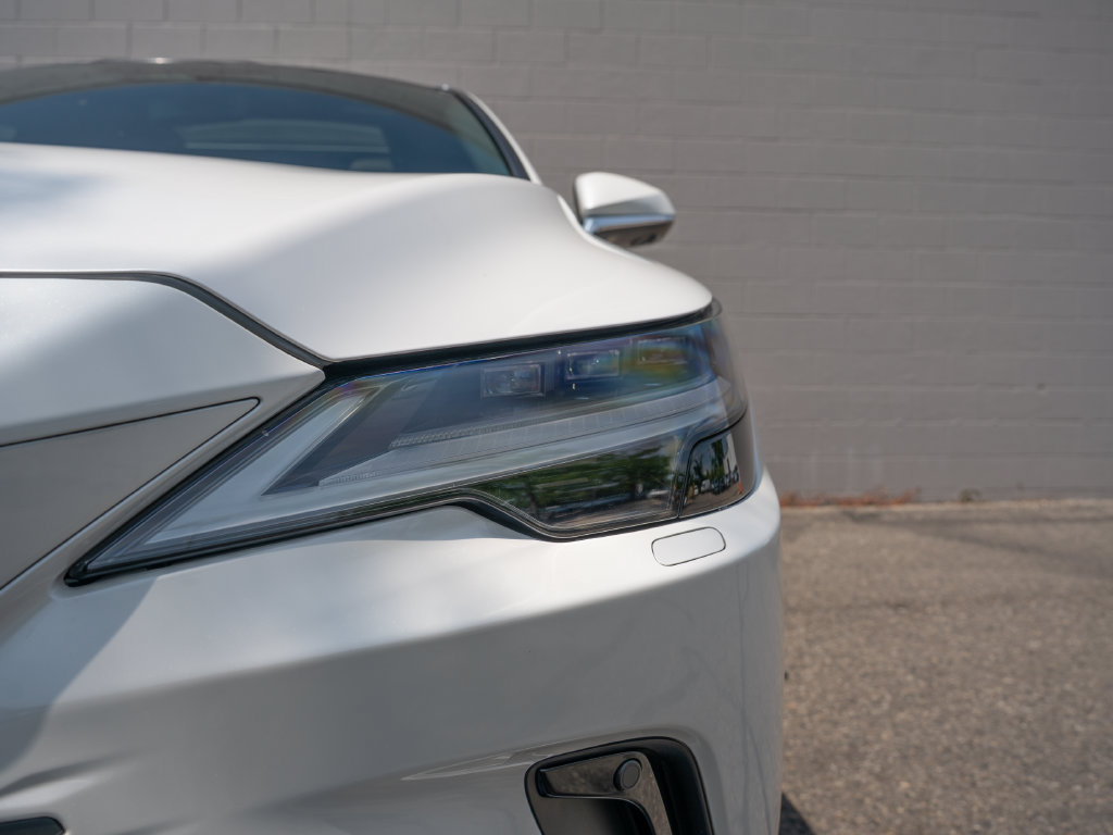 Used 2023 Lexus RX 350 FWD w/ Cold Area Package image 12