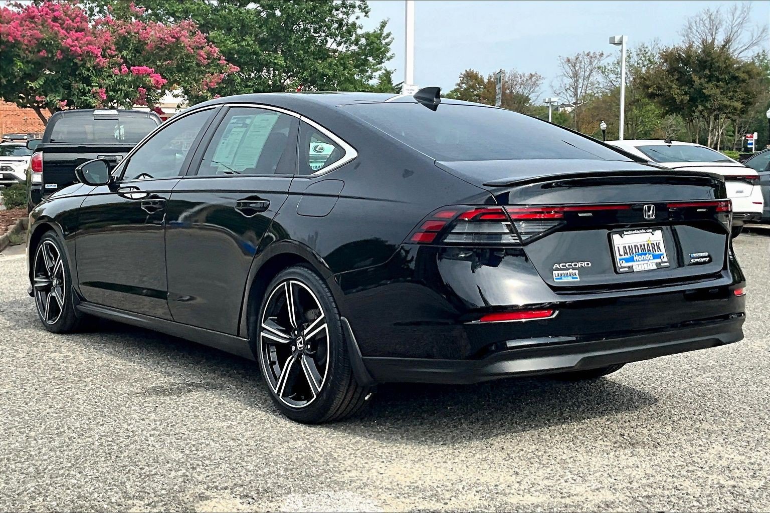 Used 2023 Honda Accord Sport image 12