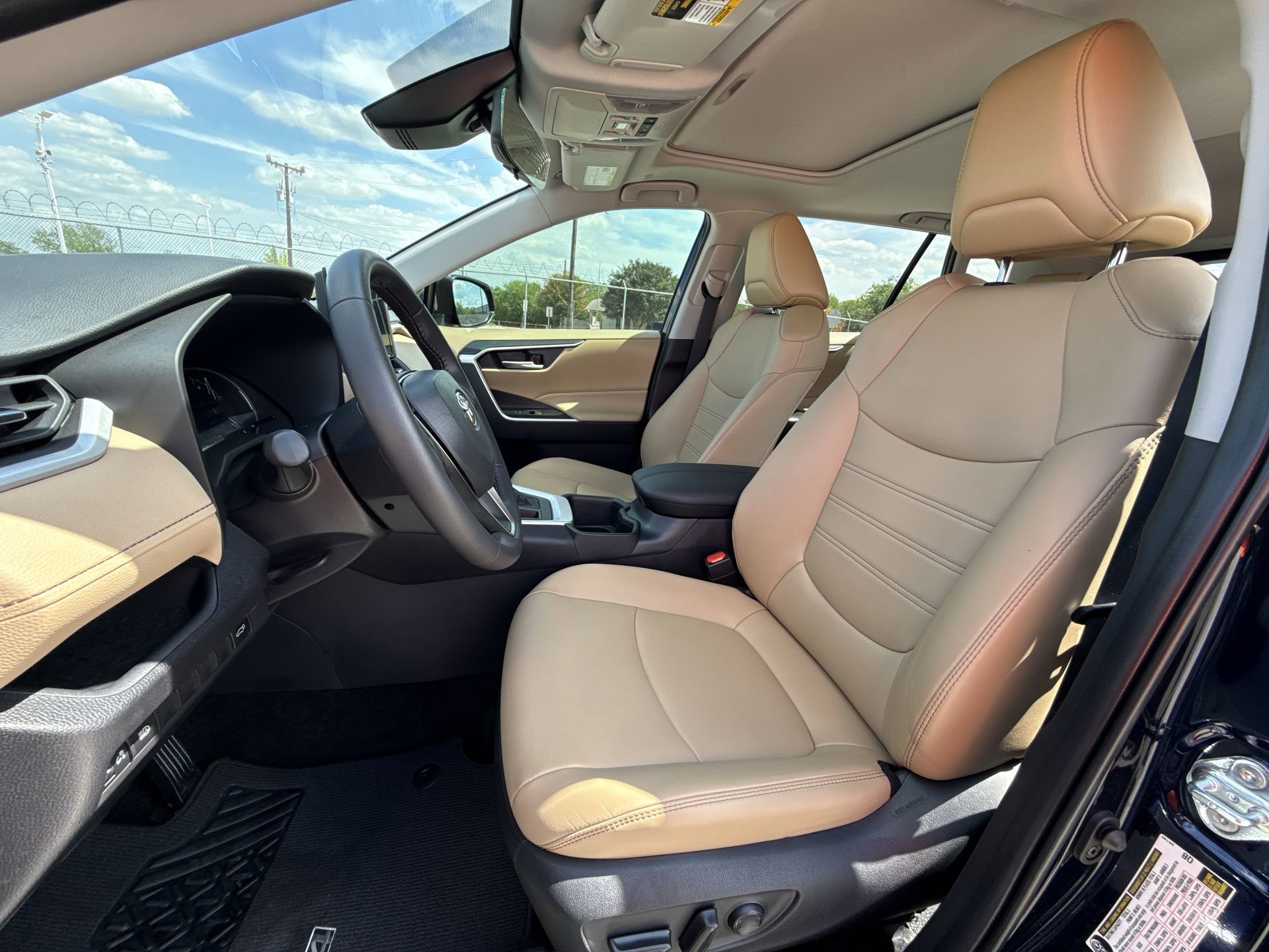 Certified 2025 Toyota RAV4 XLE Premium FWD image 13