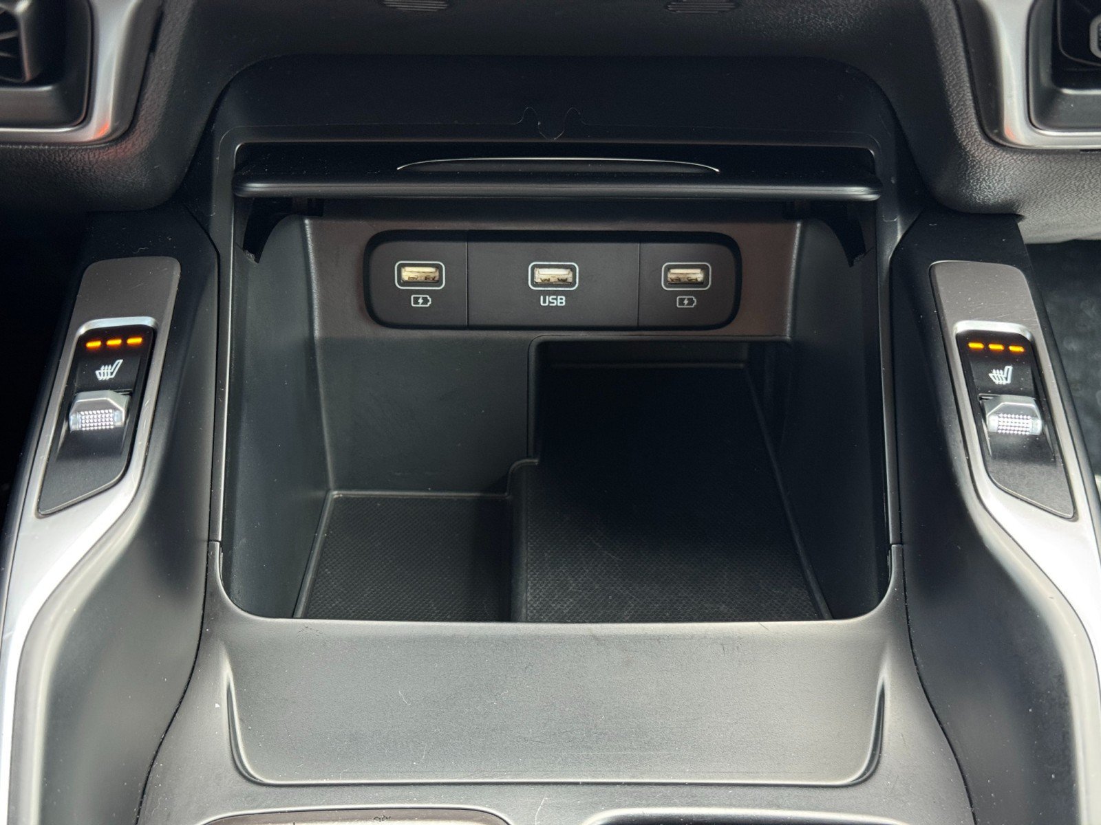 Used 2022 Kia Sorento S FWD image 27