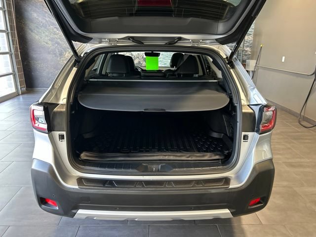 Used 2024 Subaru Outback Limited AWD/4WD image 38