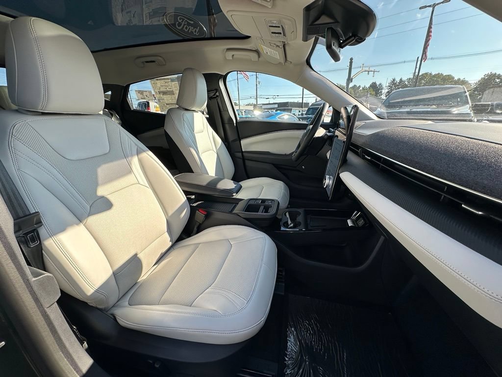 New 2026 Ford Mustang Mach-E Premium AWD/4WD image 23